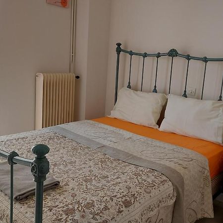Dolphin 1 Apartment Артемида Екстериор снимка