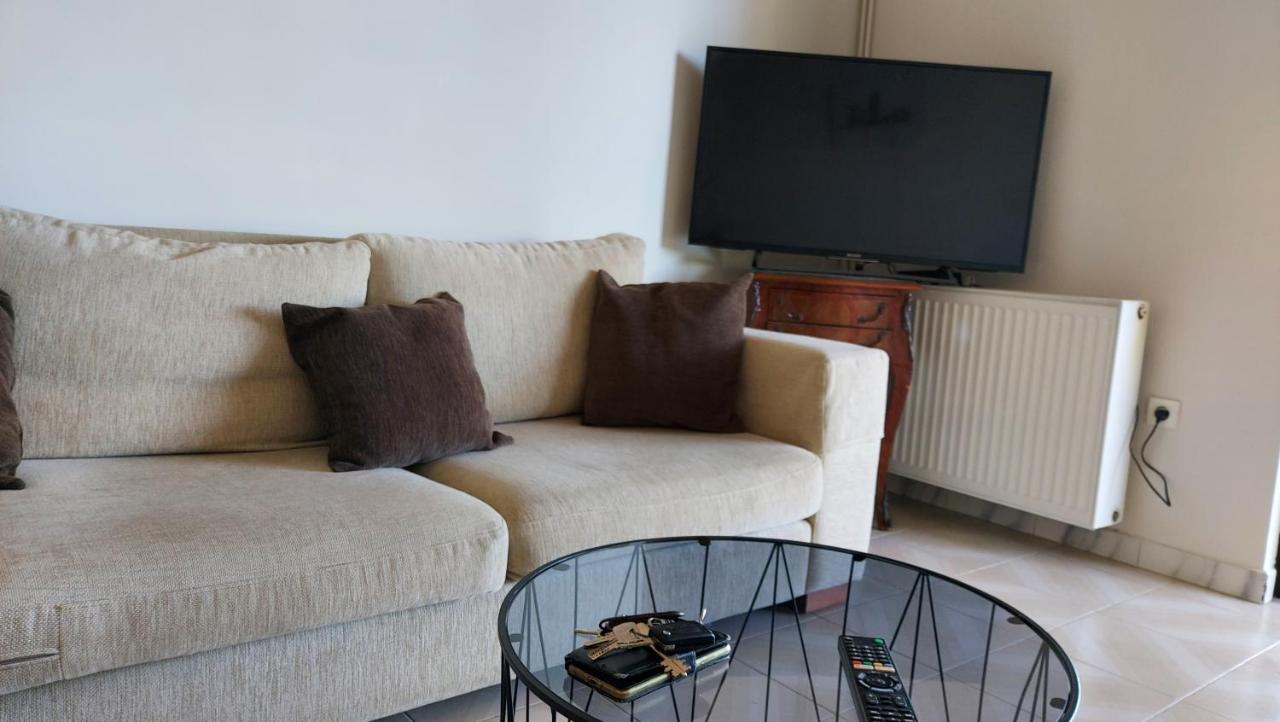 Dolphin 1 Apartment Артемида Екстериор снимка