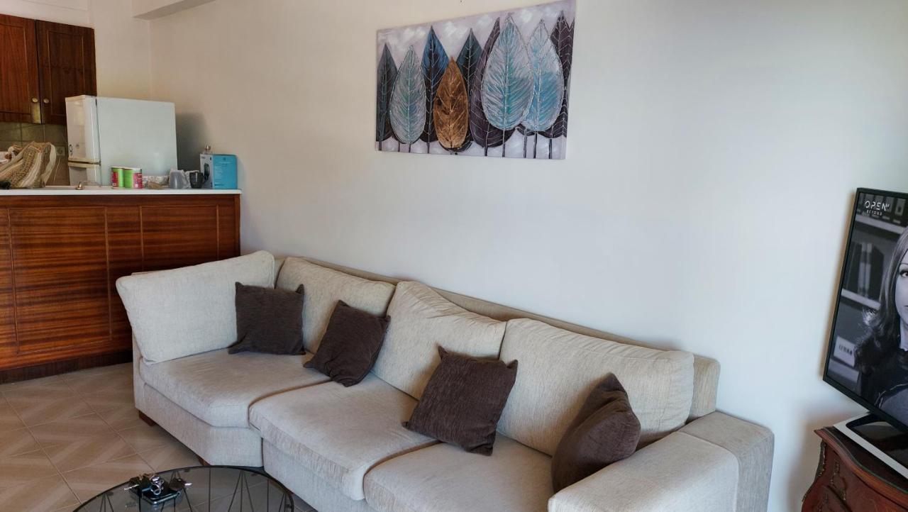 Dolphin 1 Apartment Артемида Екстериор снимка